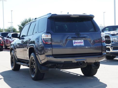 Used 2023 Toyota 4Runner SR5 Premium w/ Moonroof Package RWD image 7