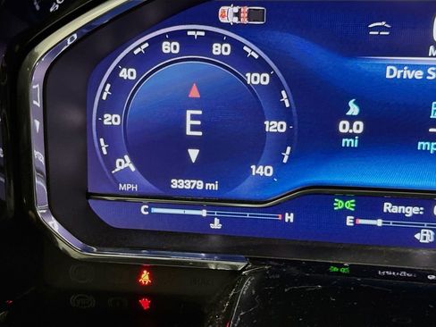 Used 2024 Chevrolet Silverado 1500 ZR2 w/ Technology Package image 12