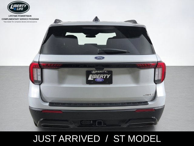 Used 2026 Ford Explorer ST-Line AWD/4WD image 4