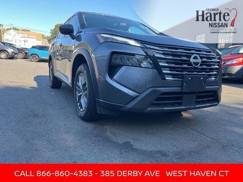 Certified 2024 Nissan Rogue S image 9