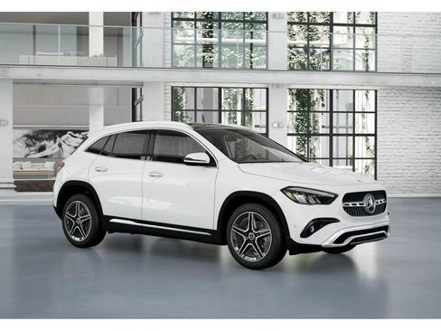 New 2026 Mercedes-Benz GLA 250 4MATIC image 12