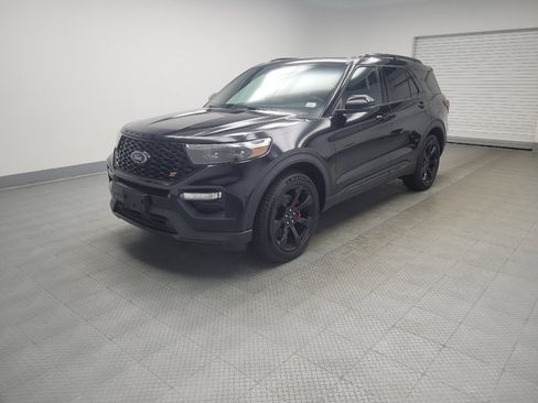 Used 2020 Ford Explorer ST w/ ST High-Performance Pack AWD/4WD image 2