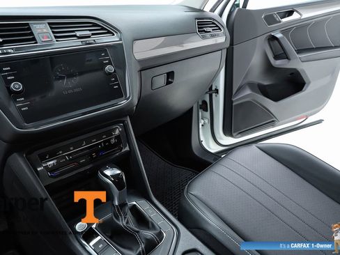 Used 2023 Volkswagen Tiguan SE image 23