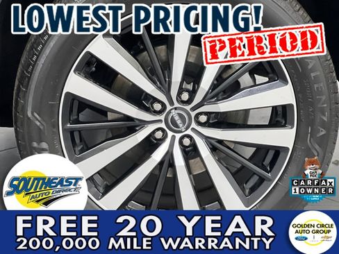 Used 2024 Nissan Pathfinder Platinum w/ Cargo Package image 75