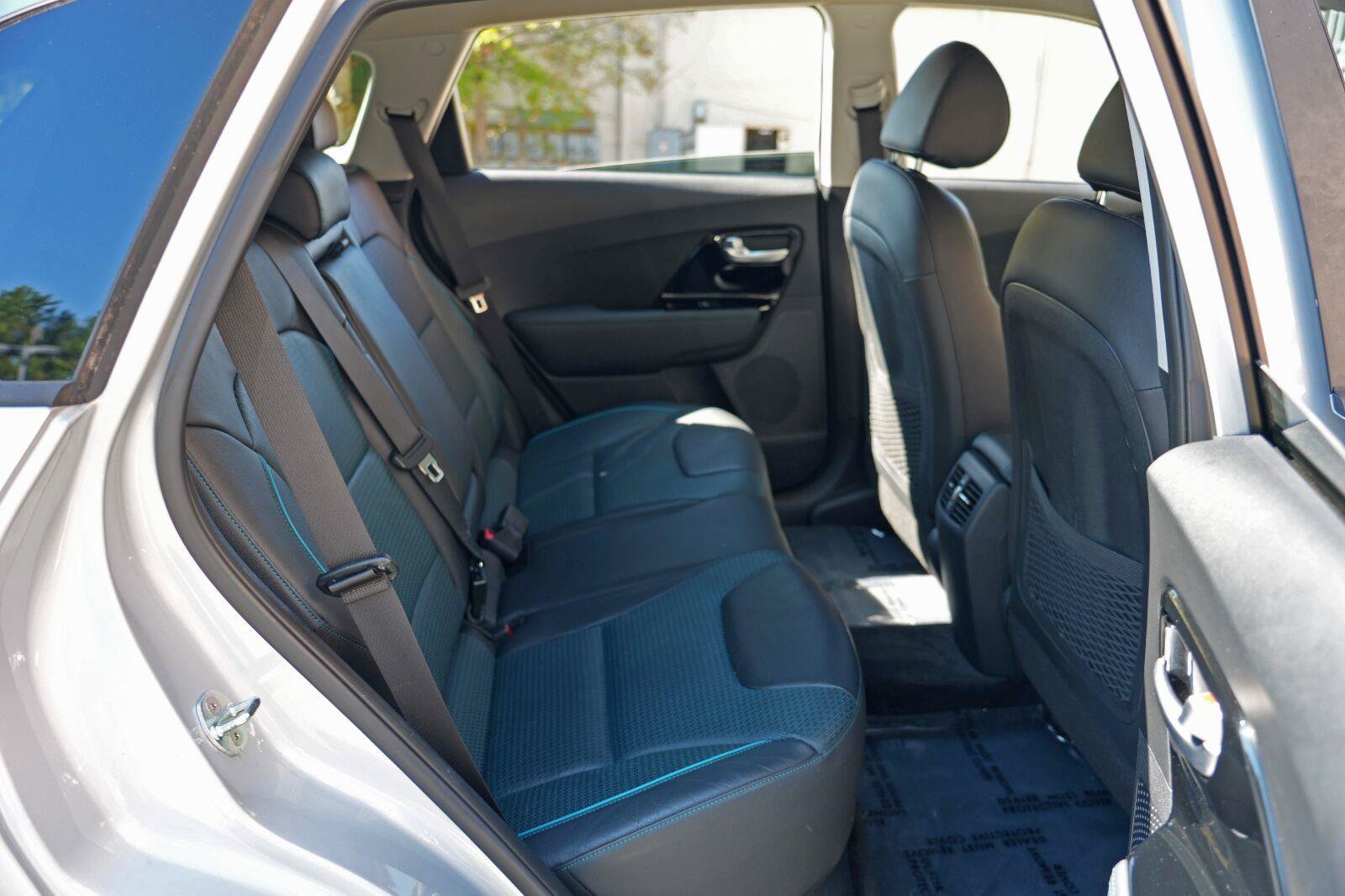 Used 2019 Kia Niro EX Premium FWD image 42