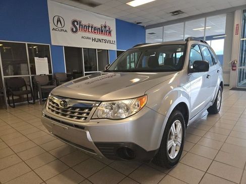 Used 2013 Subaru Forester 2.5X AWD/4WD image 1