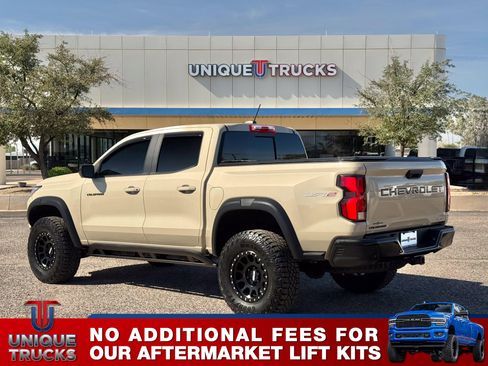 Used 2024 Chevrolet Colorado ZR2 w/ Technology Package image 10