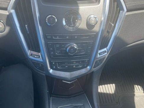 Used 2012 Cadillac SRX Luxury FWD image 5