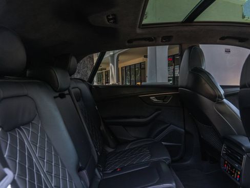 Used 2023 Audi SQ8 Prestige AWD/4WD image 24