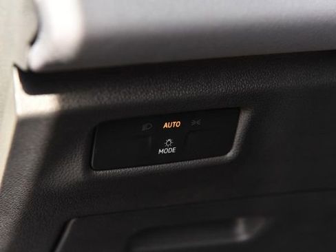 New 2026 Volkswagen Tiguan SE R-Line image 11