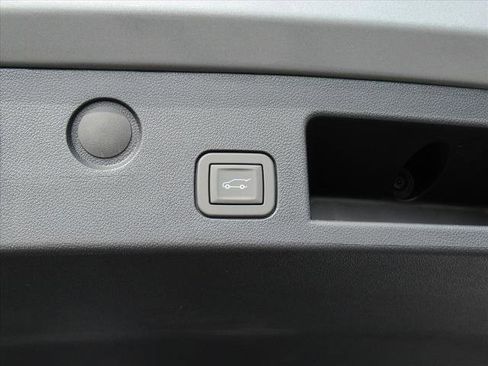 New 2026 Chevrolet Equinox ACTIV w/ Convenience Package III image 34