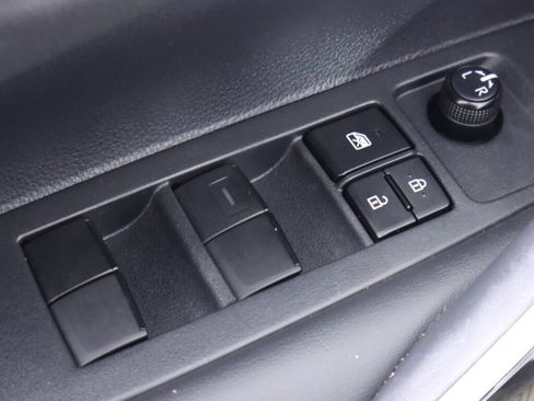 Used 2021 Toyota Corolla XSE FWD image 28