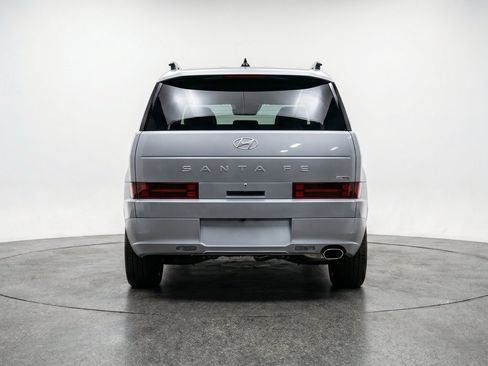 Used 2025 Hyundai Santa Fe SEL FWD image 7