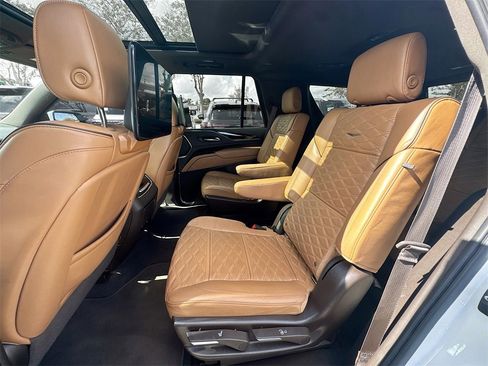 Used 2022 Cadillac Escalade Sport w/ Touring Package image 25