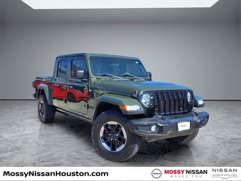 Used 2022 Jeep Gladiator Sport image 1