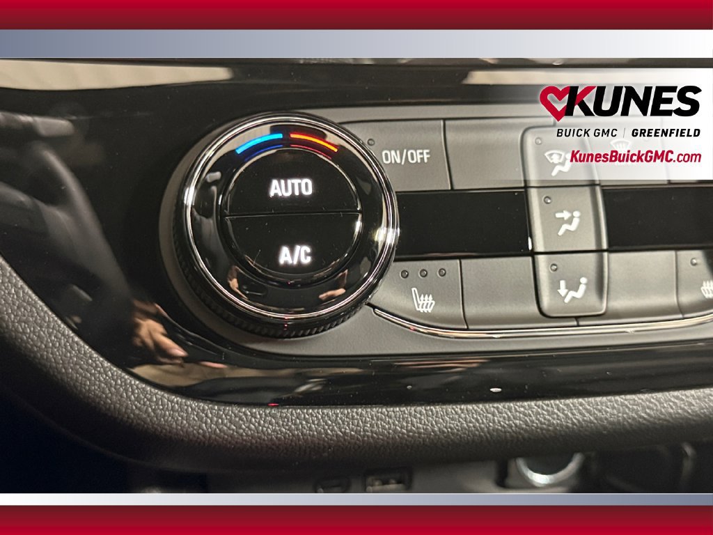 New 2026 Buick Envista Sport Touring w/ Convenience I Package FWD image 30