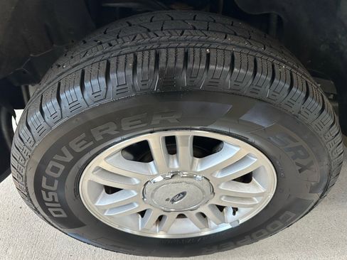 Used 2014 Ford F150 Lariat w/ Equipment Group 501A Mid image 8