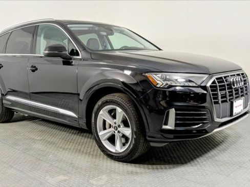 Used 2023 Audi Q7 3.0T Premium AWD/4WD image 9