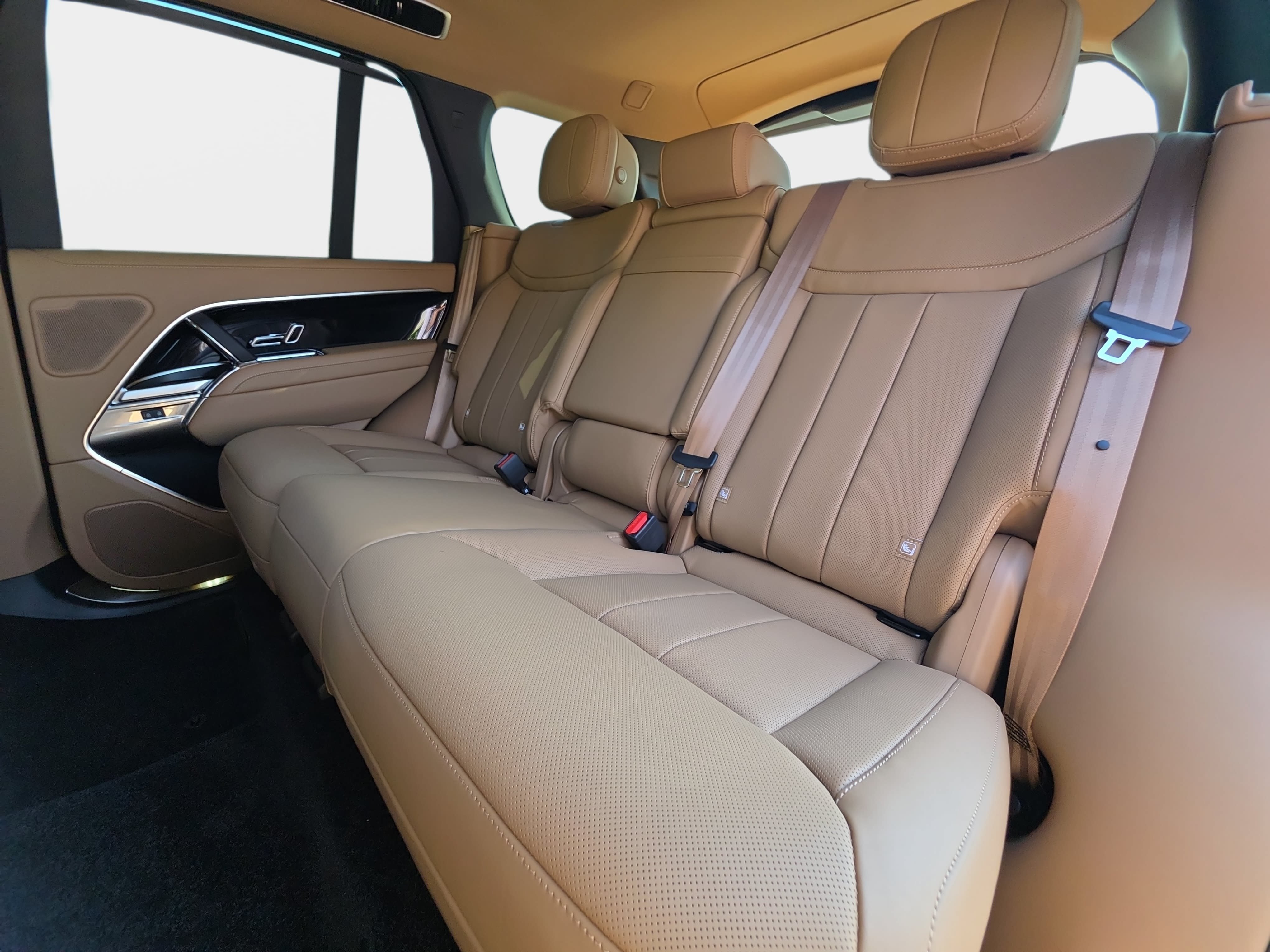 New 2026 Land Rover Range Rover SE AWD/4WD image 15