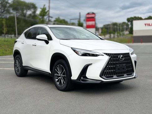 Used 2024 Lexus NX 350 AWD image 9