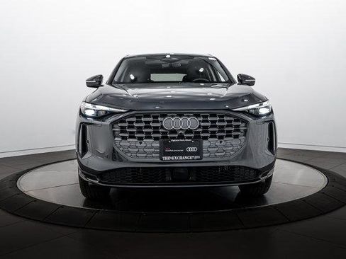 Certified 2025 Audi Q5 Premium w/ Convenience Package AWD/4WD image 25