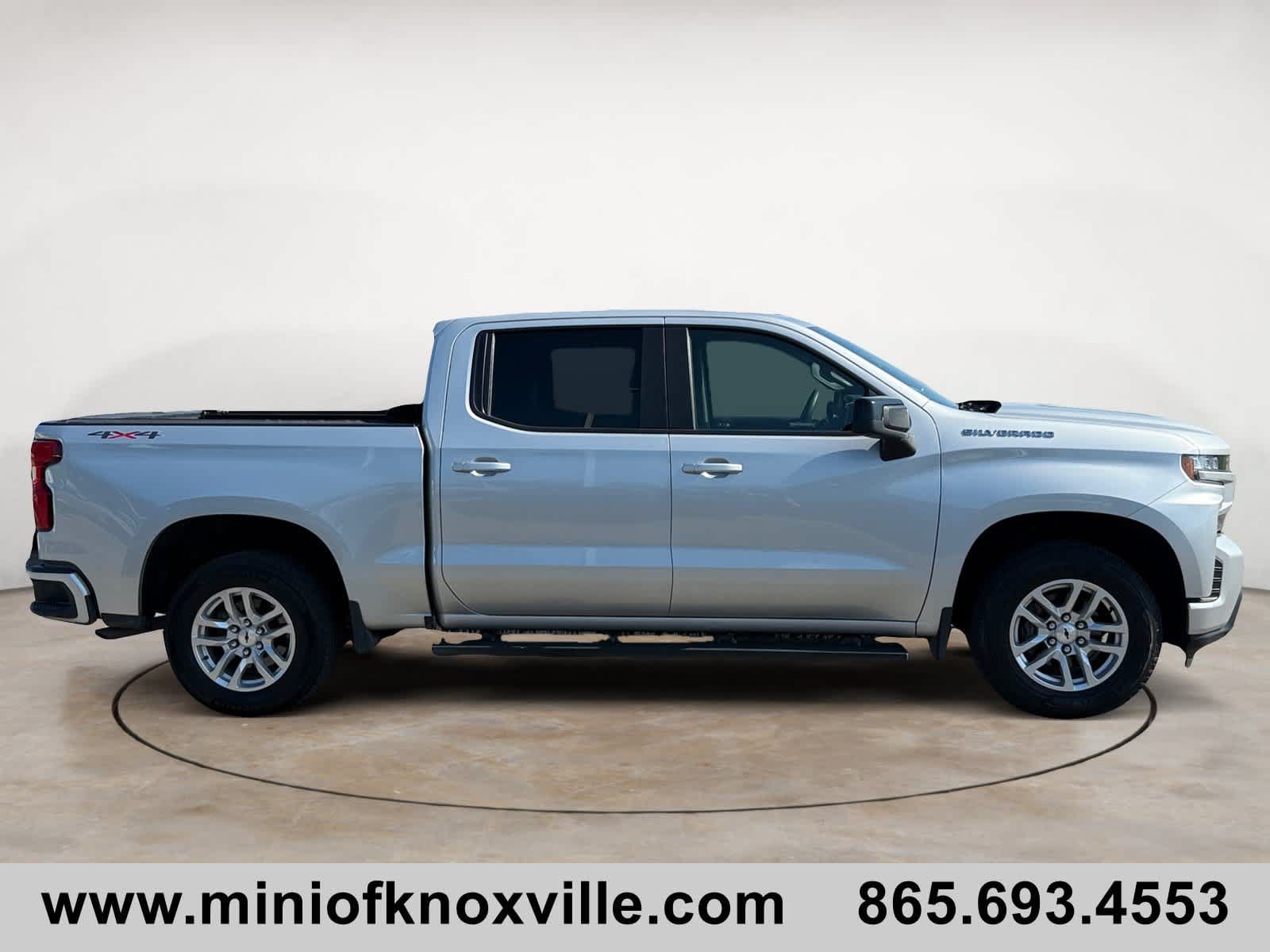Used 2020 Chevrolet Silverado 1500 RST AWD/4WD image 2