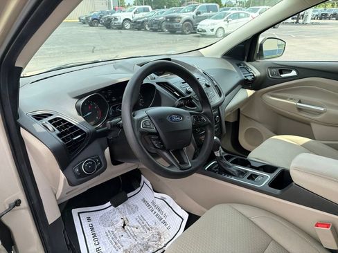 Certified 2017 Ford Escape SE FWD image 10