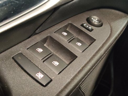 Used 2017 GMC Terrain SLE w/ Convenience Package image 27