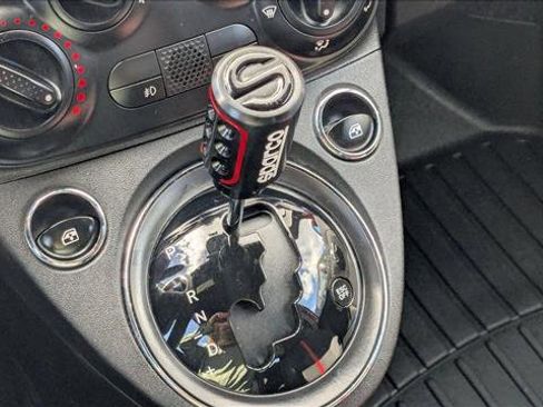 Used 2015 FIAT 500 Abarth image 16