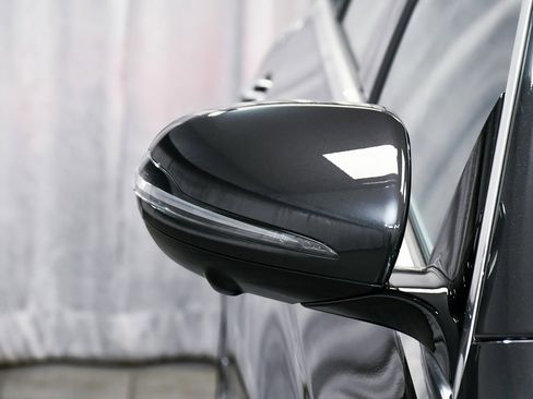 Used 2023 Mercedes-Benz E 350 4MATIC Sedan image 70