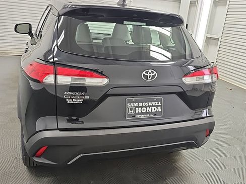 Used 2022 Toyota Corolla Cross L FWD image 8