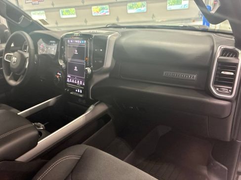 Used 2025 RAM 1500 Big Horn AWD/4WD image 48