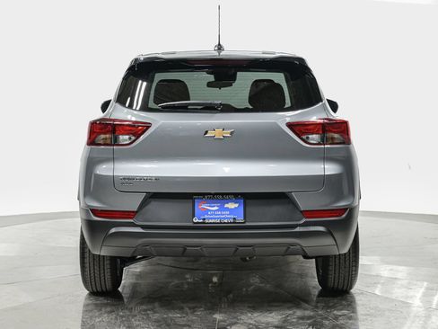 Used 2026 Chevrolet TrailBlazer LS w/ LS Convenience Package AWD/4WD image 5