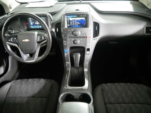 Used 2015 Chevrolet Volt w/ Enhanced Safety Package 1 FWD image 10