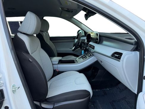 Used 2021 Hyundai Palisade SE image 17