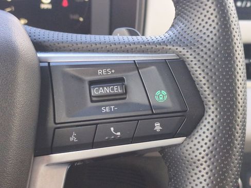 Used 2025 Mitsubishi Outlander SEL image 26