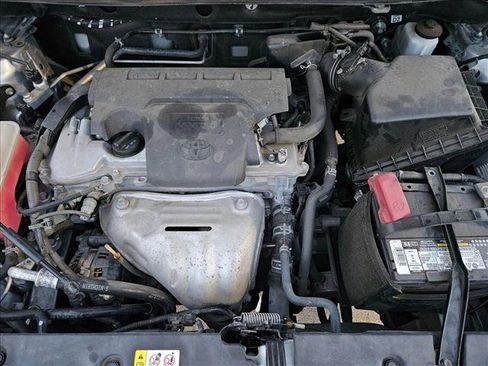 Used 2018 Toyota RAV4 XLE image 23