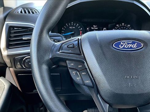 Used 2019 Ford Edge SE w/ SE Fleet Driver's Package FWD image 11