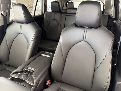 New 2026 Toyota Grand Highlander XLE AWD/4WD image 23