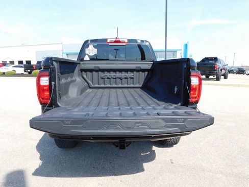 Used 2023 GMC Canyon AT4X AWD/4WD image 5