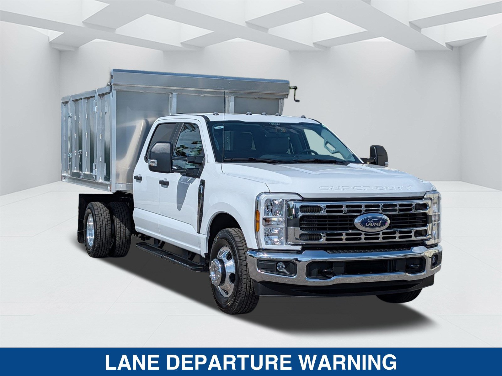 New 2026 Ford F350 XL w/ XL Chrome Package RWD image 3