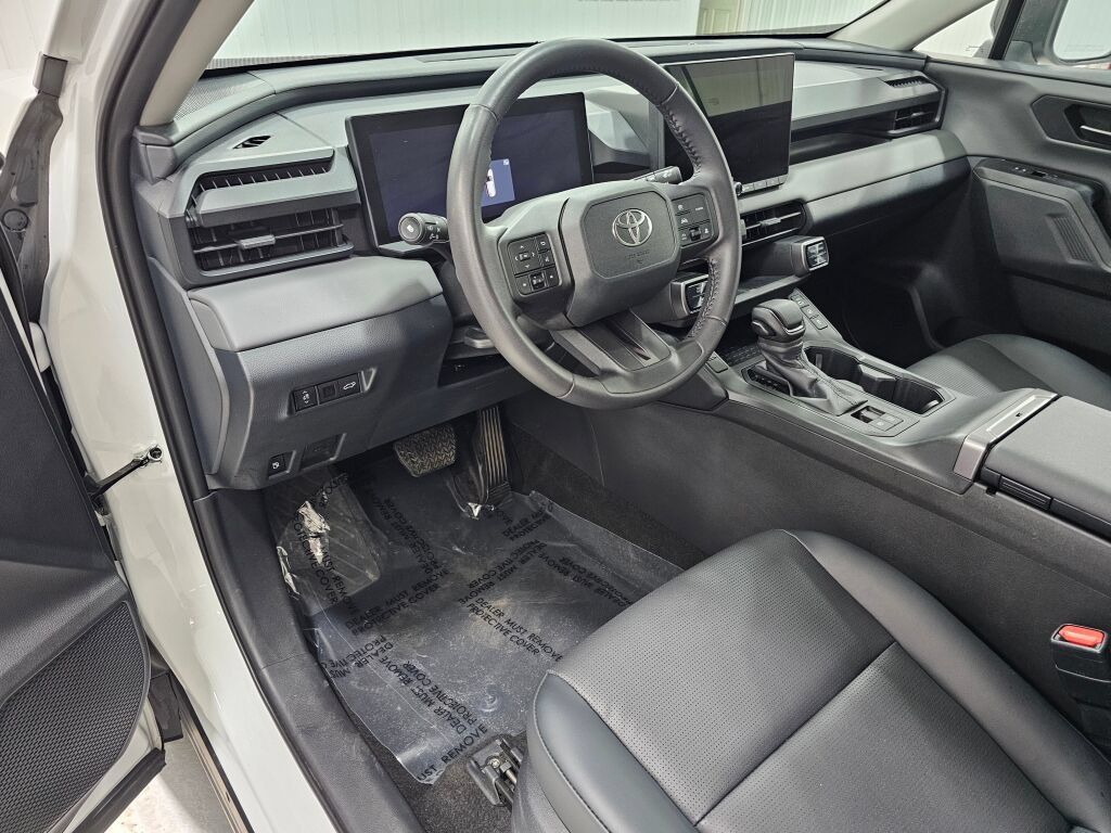 Used 2026 Toyota RAV4 XLE Premium AWD/4WD image 25