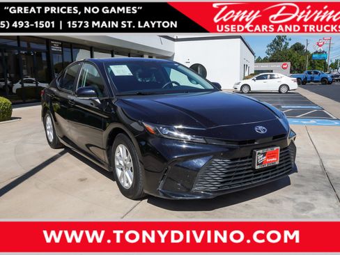 Used 2025 Toyota Camry LE FWD image 1