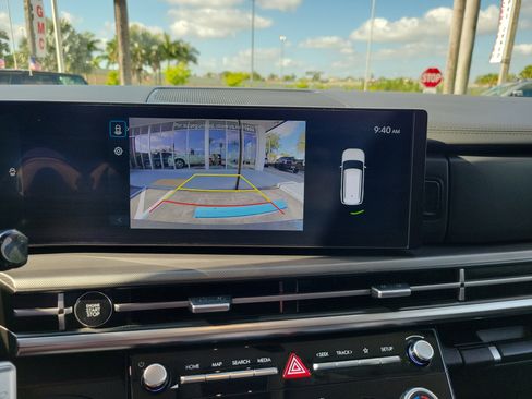 Used 2025 Hyundai Santa Fe SE image 10