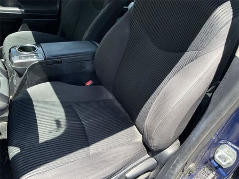 Used 2015 Toyota Prius V Three FWD image 9