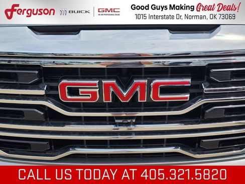 New 2026 GMC Sierra 1500 SLT w/ SLT Premium Plus Package AWD/4WD image 10