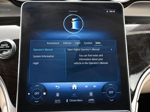 Used 2023 Mercedes-Benz GLC 300 image 26