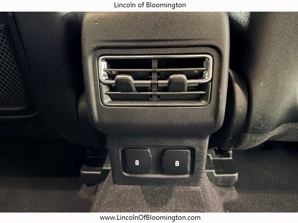 Used 2023 Lincoln Corsair AWD w/ Equipment Group 101A image 12