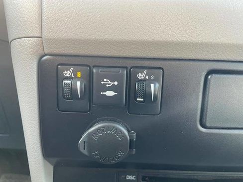 Used 2018 Toyota Sienna XLE Premium w/ Protection Package image 37