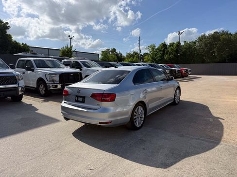 Used 2015 Volkswagen Jetta TDI SEL FWD image 5